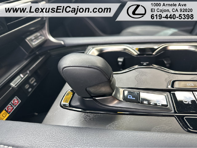 Used 2025 Lexus RX 350 Premium w/ Accessory Package (Z1) FWD image 32