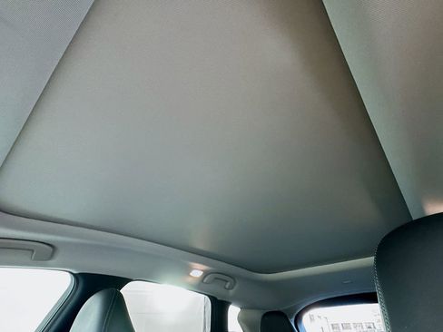 Used 2023 INFINITI QX50 Sensory image 23