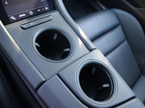 Certified 2023 Porsche Taycan 4S image 25