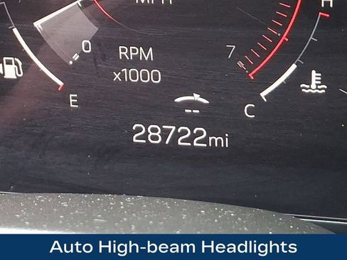 Used 2025 GMC Yukon XL Denali AWD/4WD image 6