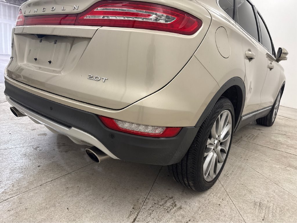 Used 2017 Lincoln MKC Reserve FWD image 24