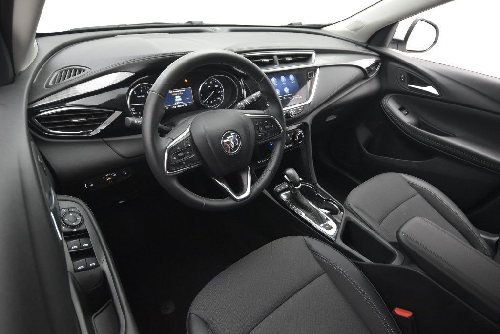 Used 2023 Buick Encore GX Preferred w/ Cold Weather Comfort Package AWD/4WD image 28
