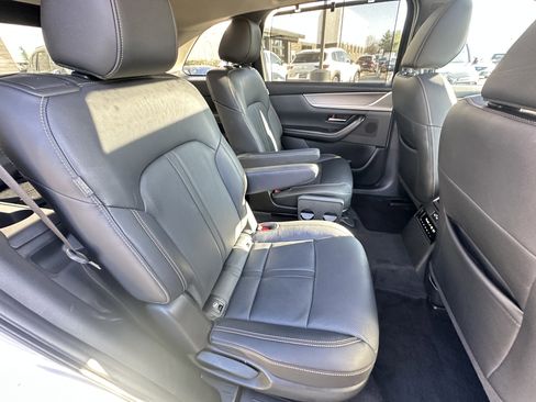 Used 2024 MAZDA CX-90 3.3 Turbo w/ Preferred Plus image 39