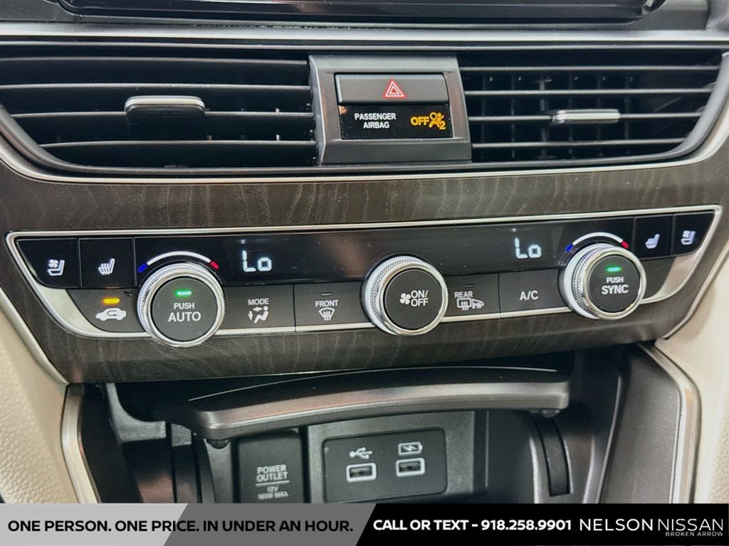 Used 2021 Honda Accord Touring image 16