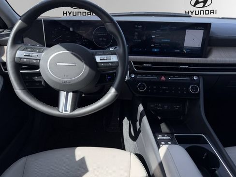 Certified 2025 Hyundai Sonata Limited FWD image 10