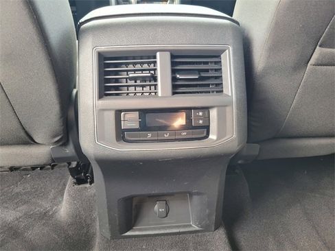 Used 2018 Volkswagen Atlas S image 17