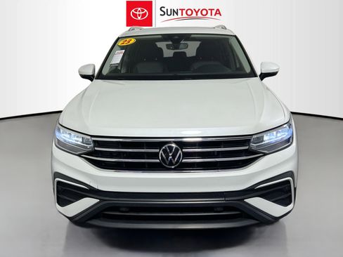 Used 2023 Volkswagen Tiguan SE image 10