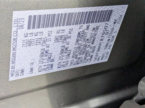 Used 2023 Nissan Rogue SV image 25