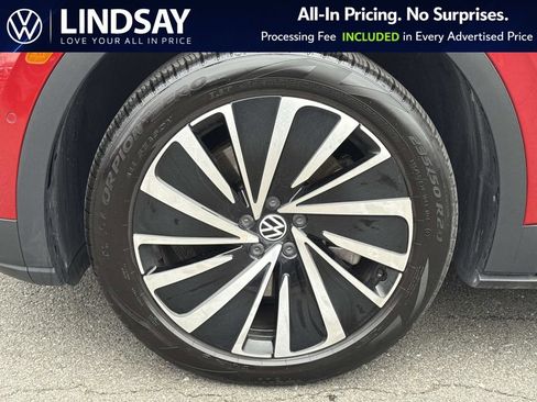 Used 2023 Volkswagen ID.4 Pro S Plus image 8