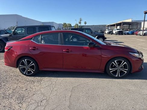 Used 2020 Nissan Sentra SR image 4