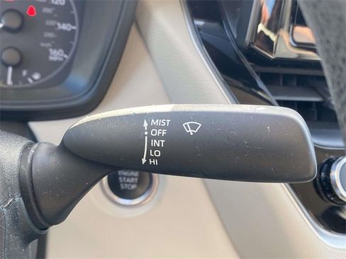 Used 2023 Toyota Corolla LE image 23