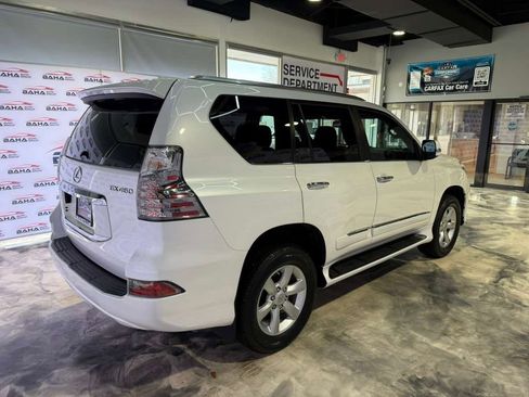 Used 2017 Lexus GX 460 image 8