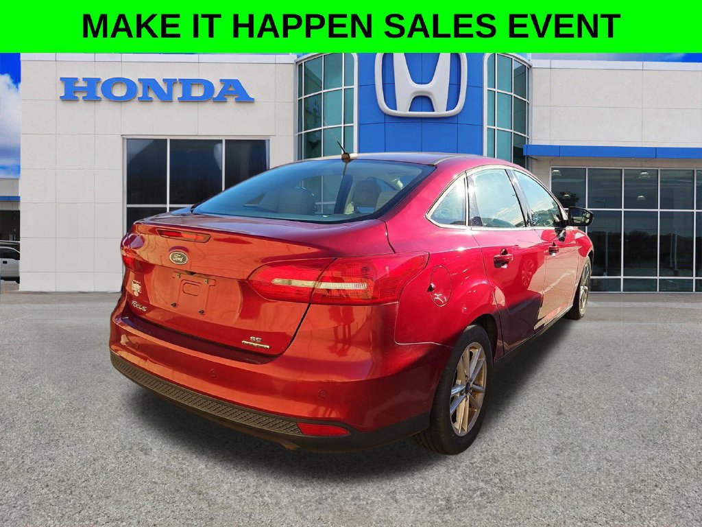 Used 2015 Ford Focus SE FWD image 25