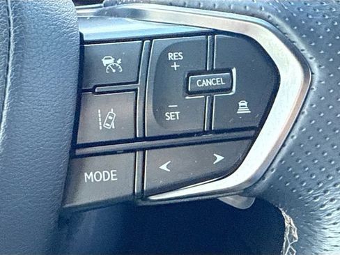 Used 2023 Lexus LX 600 F Sport w/ Accessory Package (Z1) image 39