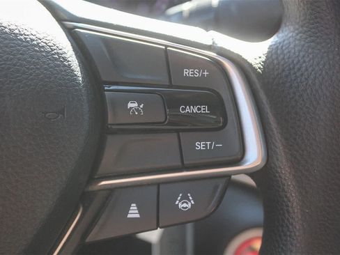 Used 2022 Honda Accord LX image 33