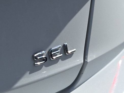 Certified 2024 Volkswagen Jetta SEL FWD image 9