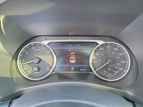 Used 2025 Nissan Sentra SR w/ SR Premium Package image 24