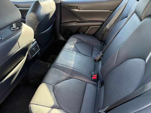 Used 2023 Toyota Camry XSE image 14