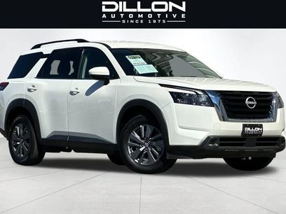 Used 2024 Nissan Pathfinder SV