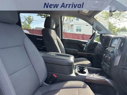 Used 2021 Chevrolet Silverado 1500 LT Trail Boss w/ Convenience Package II AWD/4WD image 7