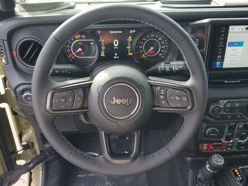 New 2026 Jeep Wrangler Unlimited Rubicon w/ Steel Bumper Group image 27