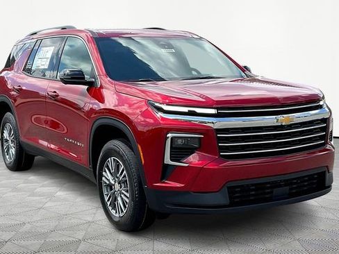 New 2026 Chevrolet Traverse LT w/ Driver Confidence Package image 1