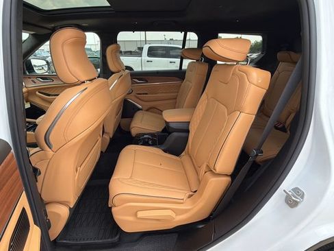 New 2026 Jeep Grand Cherokee L Summit AWD/4WD image 15