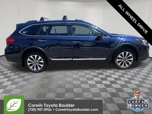Used 2018 Subaru Outback 3.6R Touring w/ Popular Package #3 AWD/4WD image 9