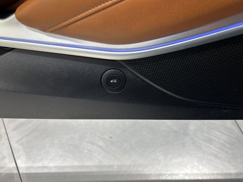 Used 2017 Chevrolet Camaro SS image 14