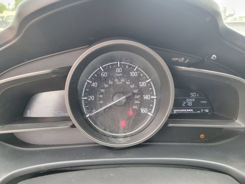 Used 2018 MAZDA MAZDA3 Touring FWD image 25
