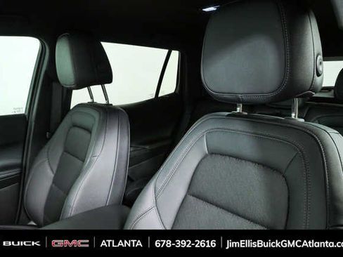 Used 2025 Chevrolet Equinox LT w/ Convenience Package II FWD image 5