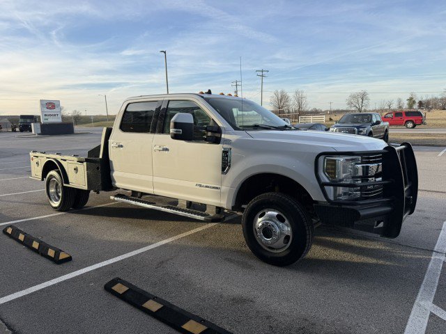 Used 2019 Ford F350 Lariat w/ Lariat Value Package AWD/4WD image 3