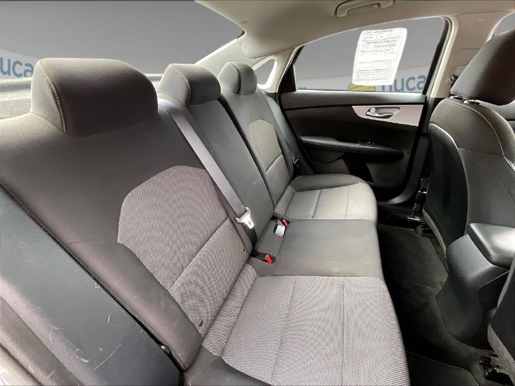 Certified 2023 Kia Forte LXS w/ LXS Technology Package FWD image 15