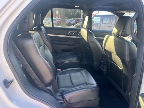 Used 2018 Ford Explorer Sport w/ Equipment Group 401A image 23