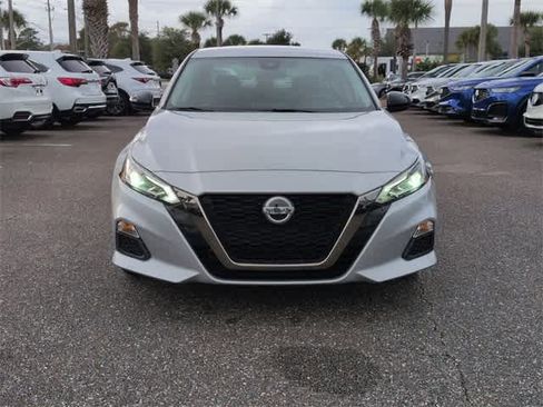 Used 2022 Nissan Altima 2.5 SR image 3