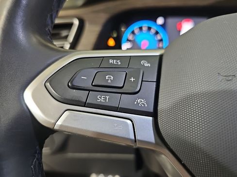 Used 2024 Volkswagen Atlas SEL Premium R-Line AWD/4WD image 20