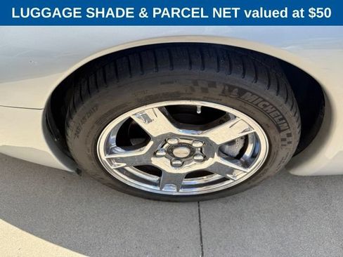 Used 1998 Chevrolet Corvette Coupe w/ Memory Pkg RWD image 12