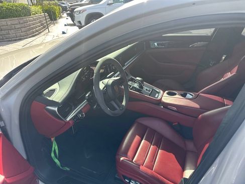 Used 2021 Porsche Panamera GTS AWD/4WD image 4