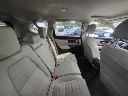 Used 2022 Honda CR-V Touring image 9