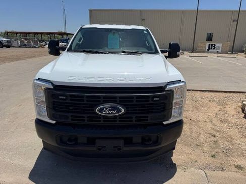 Used 2024 Ford F250 XL AWD/4WD image 2