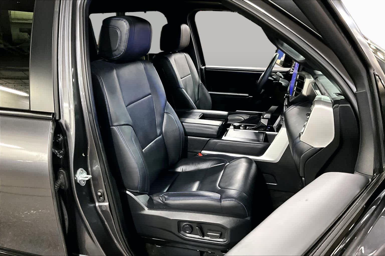 Used 2024 Toyota Tundra Platinum AWD/4WD image 8