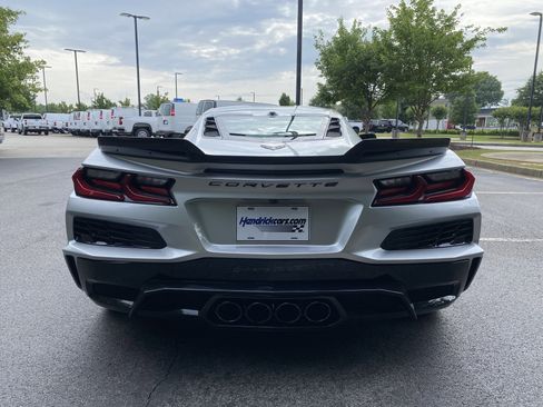 Used 2026 Chevrolet Corvette Z06 RWD image 8