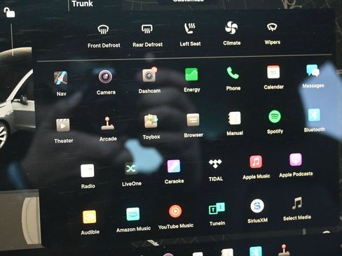 Used 2018 Tesla Model 3 Performance image 16