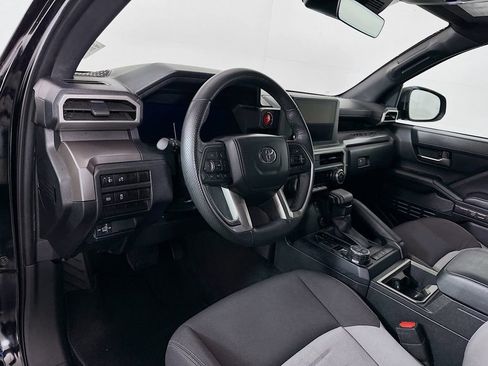 Used 2024 Toyota Tacoma TRD Off-Road AWD/4WD image 9