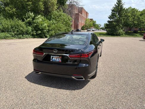 Used 2023 Lexus LS 500 AWD w/ Luxury Package image 28