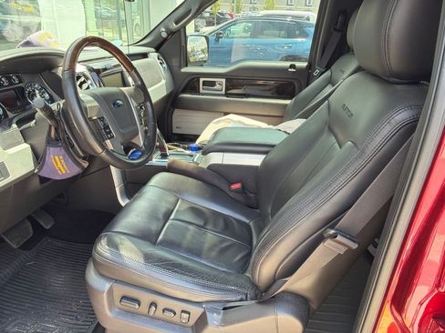 Used 2014 Ford F150 Platinum RWD image 2