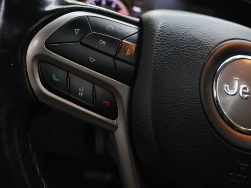 Used 2019 Jeep Cherokee Limited AWD/4WD image 19