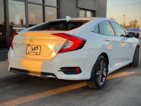 Used 2020 Honda Civic EX image 2