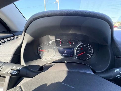 Used 2023 GMC Terrain SLE w/ Driver Convenience Package AWD/4WD image 10