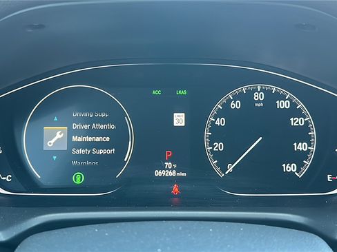 Used 2018 Honda Accord Touring image 26